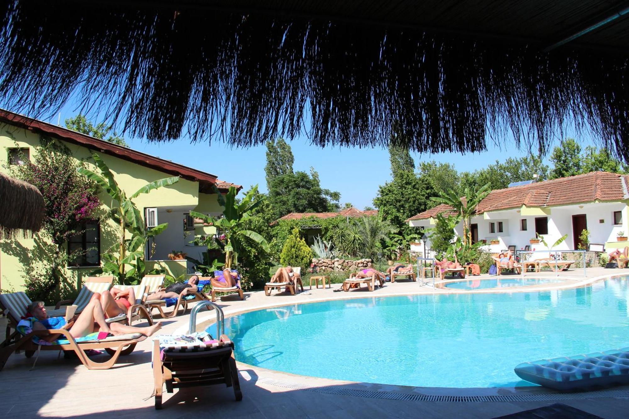 Hotel Riverside Dalyan Exteriör bild